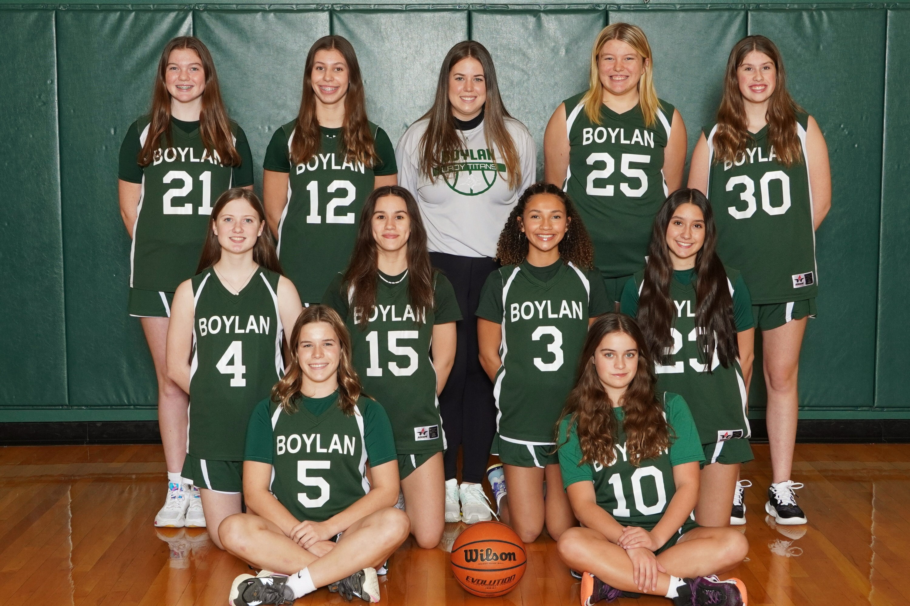 Girls basketball team practicing for IHSA games in 2025