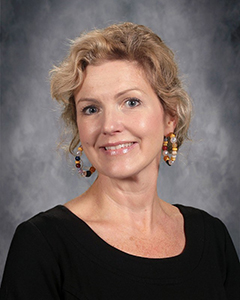 Mrs. Liz Wolf '00